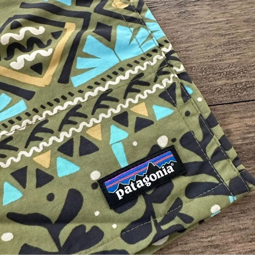 NWT Patagonia Mens XS Baggies Longs 7” Mangrove Tiki Green Swim Shorts‎ Swimwear